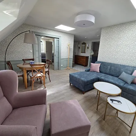 Deco With Terrace By Oneapartments Apartment *